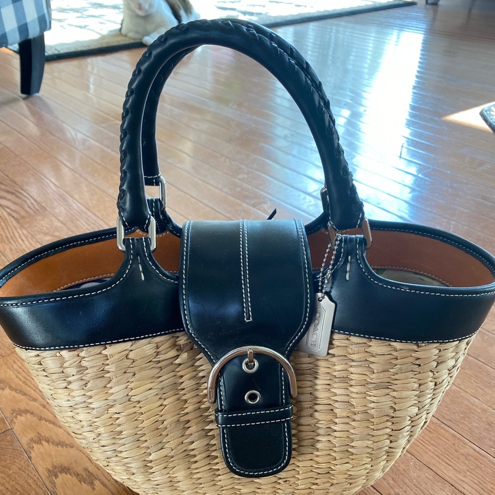 Coach Bag, barely used… like new. Fun for the spring & summer